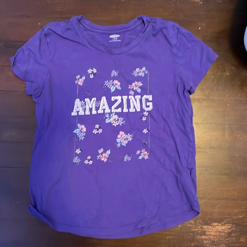 Purple kid’s “Amazing” t-shirt. Size 10-12. Old Navy Brand.